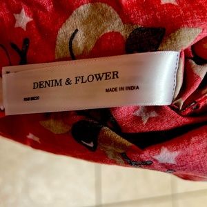 Sz Small Reindeer Christmas shirt